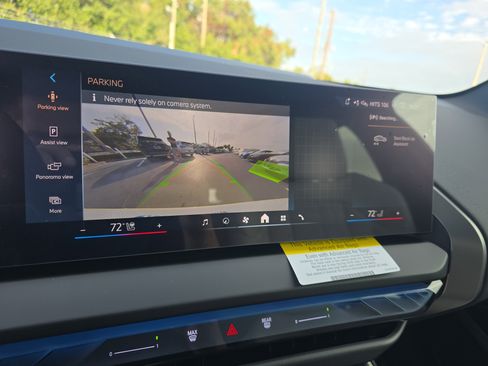 New 2026 BMW X3 xDrive30 w/ M Sport Package image 21