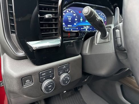 Used 2023 Chevrolet Silverado 1500 LT w/ Z71 Off-Road Package image 16