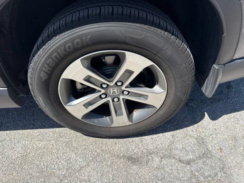 Used 2024 Honda Pilot EX-L image 7