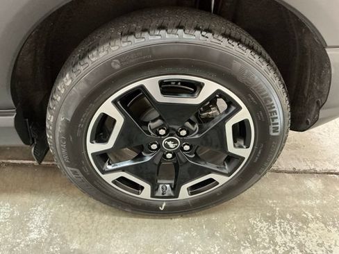 Used 2024 Ford Bronco Sport Outer Banks w/ Tech Package AWD/4WD image 11