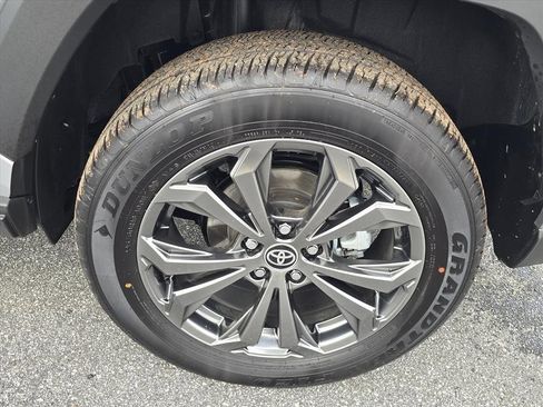 Used 2025 Toyota RAV4 Limited image 11
