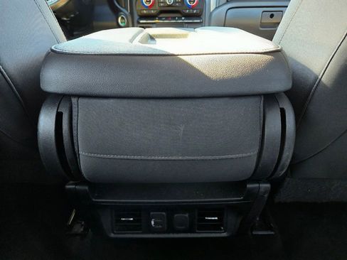 Used 2019 Chevrolet Silverado 1500 LT w/ Texas Edition image 37