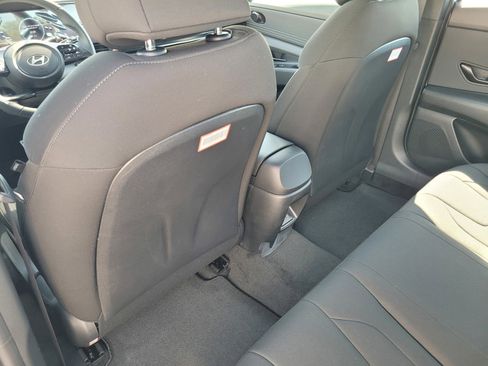 New 2025 Hyundai Elantra SEL image 16