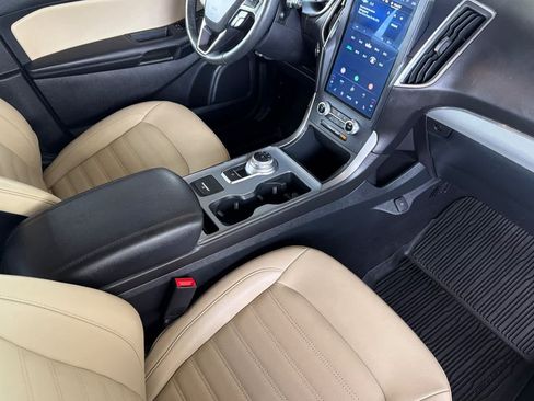 Certified 2021 Ford Edge SEL AWD/4WD image 16