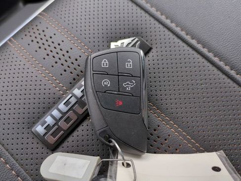 Used 2025 Chevrolet Silverado 3500 High Country w/ High Country Premium Package AWD/4WD image 33