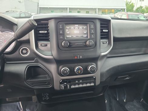 Used 2024 RAM 3500 SLT w/ Quick Order Package 2YG SLT AWD/4WD image 16