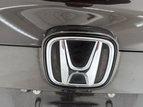 Used 2018 Honda Accord LX image 30
