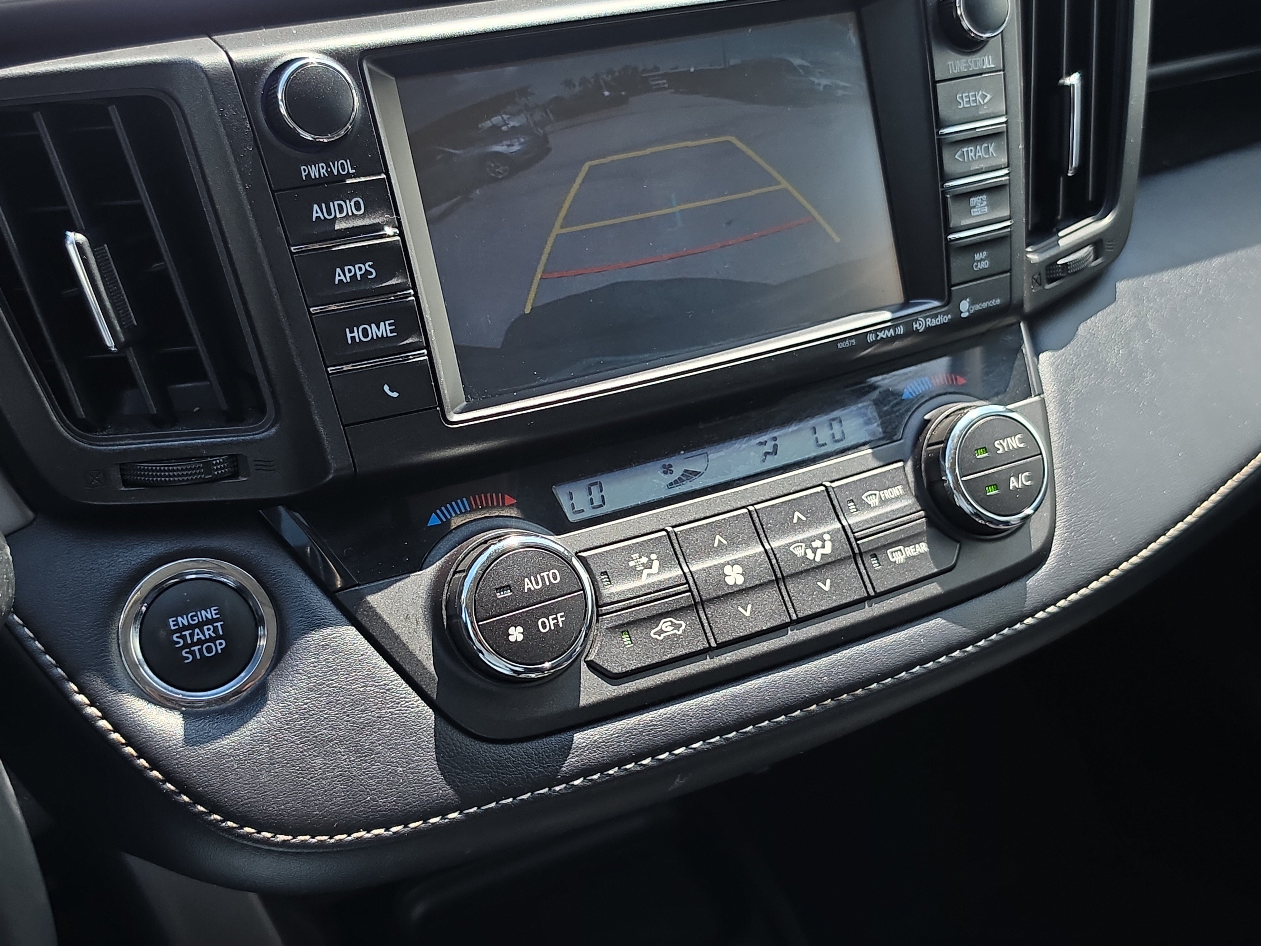 Used 2017 Toyota RAV4 XLE FWD image 17