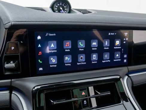 New 2025 Porsche Panamera 4 image 27