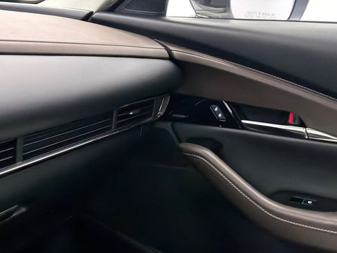 Used 2025 MAZDA CX-30 2.5 Turbo w/ Premium Package image 32