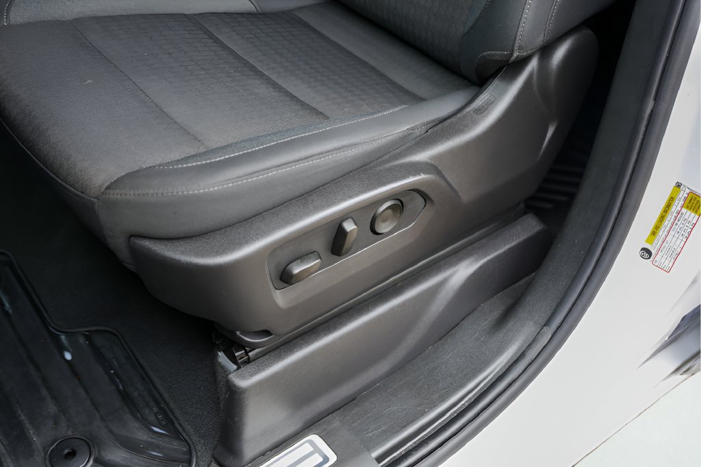 Used 2026 Chevrolet Silverado 1500 RST RWD image 10