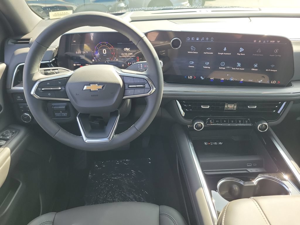 New 2026 Chevrolet Suburban LT w/ Comfort Package AWD/4WD image 4