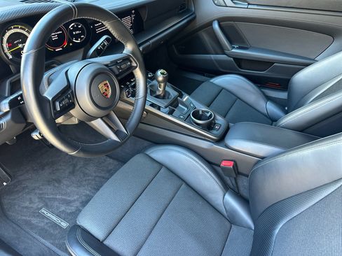 Used 2023 Porsche 911 GT3 RWD image 4