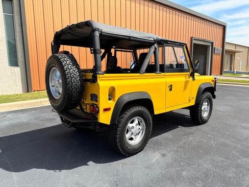 Used 1997 Land Rover Defender 90 AWD/4WD image 8