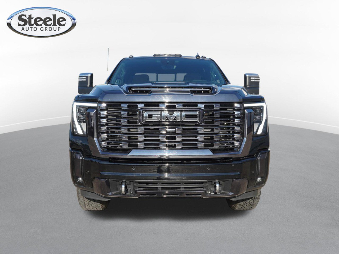 Used 2024 GMC Sierra 2500 Denali Ultimate w/ Max Trailering Package AWD/4WD image 2