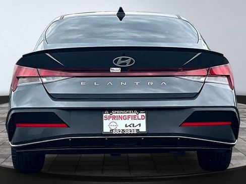 Used 2026 Hyundai Elantra Sport FWD image 5