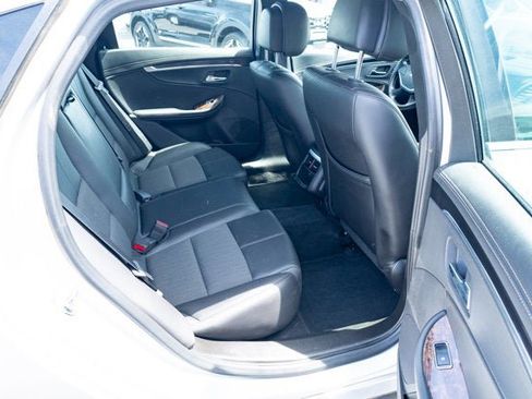 Used 2014 Chevrolet Impala LT image 35