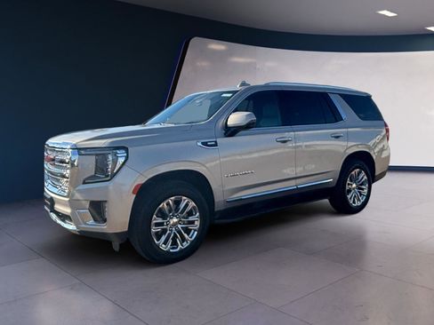 Used 2022 GMC Yukon SLT w/ SLT Premium Package image 1
