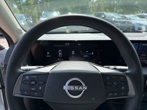 New 2026 Nissan Sentra SV w/ Floor Mat Package FWD image 18