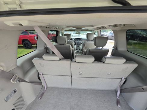 Used 2012 Nissan Quest SL FWD image 9