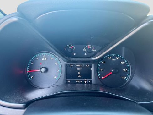 Used 2021 Chevrolet Colorado LT w/ Fleet Safety Package image 32