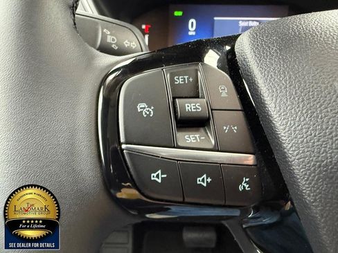 Used 2024 Ford Escape SE image 10