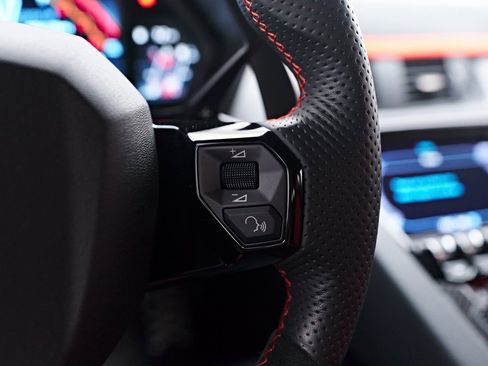 Used 2019 Lamborghini Aventador SVJ image 85