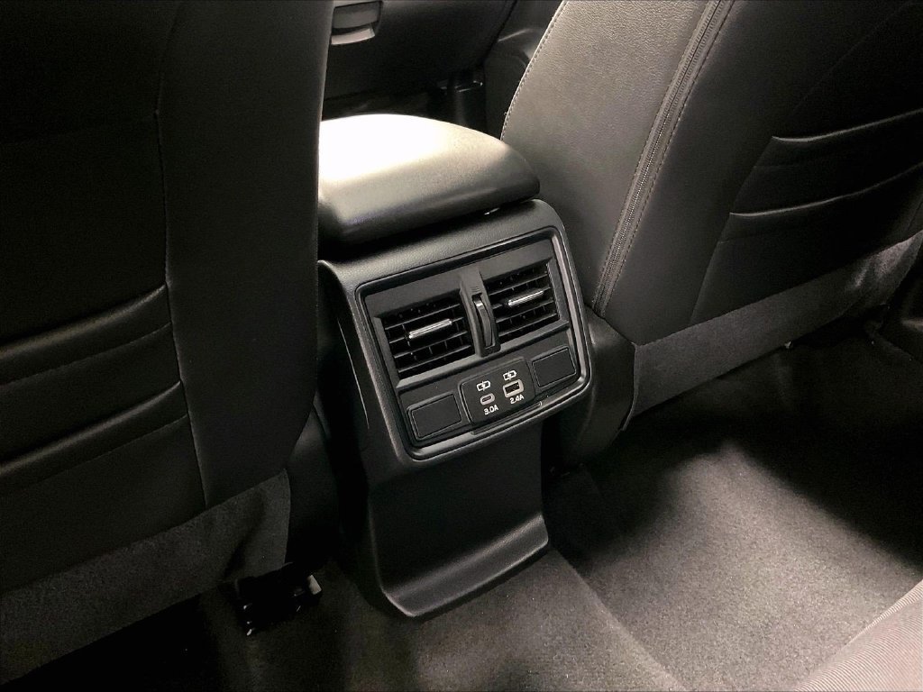 Used 2025 Subaru Forester Premium AWD/4WD image 29