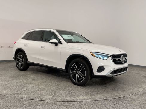 Used 2026 Mercedes-Benz GLC 300 4MATIC image 6