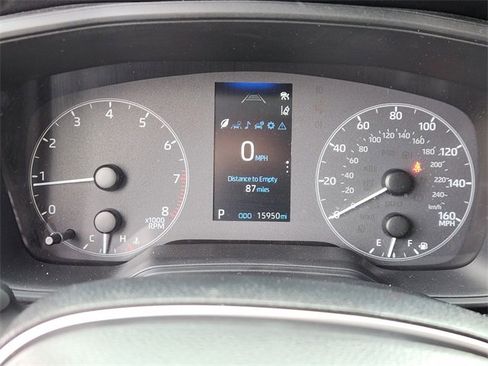 Used 2023 Toyota Corolla Cross LE image 12