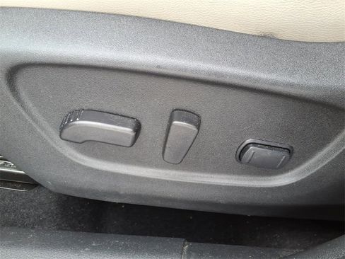 Certified 2022 Nissan Rogue Sport SV w/ Technology Package image 9