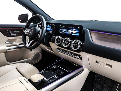 Certified 2023 Mercedes-Benz GLA 250 GLA 250 4MATIC SUV image 18