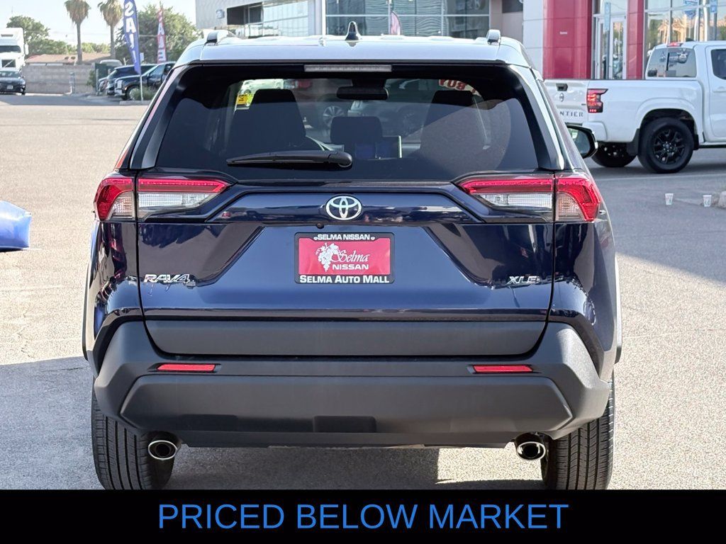 Used 2024 Toyota RAV4 XLE FWD image 6