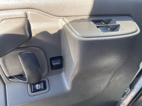 Used 2020 Chevrolet Express 3500 w/ Power Convenience Package image 16