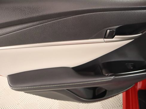 Used 2025 Toyota Camry XLE image 16