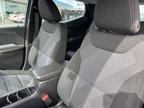 New 2027 Chevrolet Bolt LT w/ Comfort Package FWD image 15