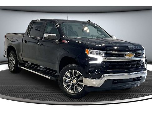New 2026 Chevrolet Silverado 1500 LT image 2