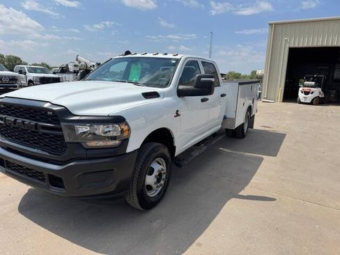 Used 2024 RAM 3500 Tradesman w/ Max Tow Package AWD/4WD image 3