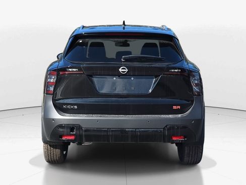 New 2026 Nissan Kicks SR image 6