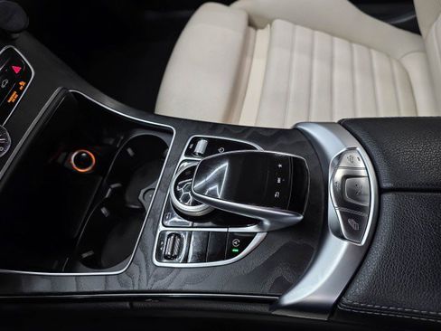 Used 2017 Mercedes-Benz C 300 4MATIC Cabriolet image 28