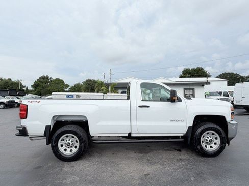 Used 2017 Chevrolet Silverado 2500 W/T w/ WT Fleet Convenience Package AWD/4WD image 5