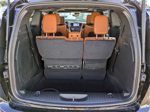 New 2026 Chrysler Pacifica Pinnacle image 13