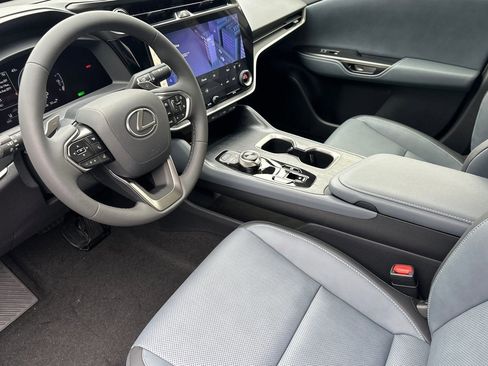 New 2026 Lexus RZ 350e 2WD image 4