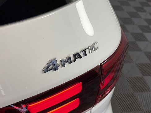Certified 2025 Mercedes-Benz GLB 250 4MATIC image 17