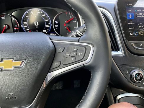 Used 2024 Chevrolet Malibu LT FWD image 15