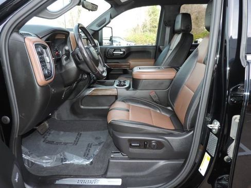 Used 2020 Chevrolet Silverado 2500 High Country w/ Z71 Off-Road Package image 21