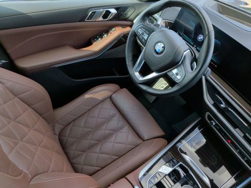 Used 2025 BMW X5 xDrive40i AWD/4WD image 36