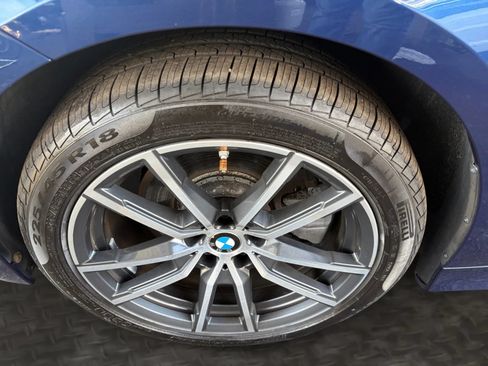 Used 2019 BMW 330i xDrive Sedan w/ Driving Assistance Package AWD/4WD image 37