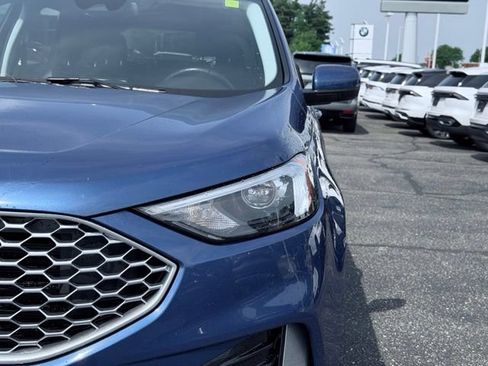 Used 2024 Ford Edge SEL AWD/4WD image 3