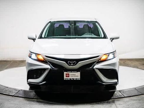 Certified 2023 Toyota Camry SE image 6